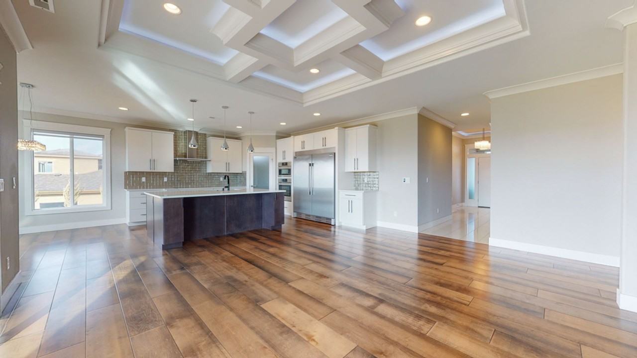 2607 Falcon Ln - Photo 4 of 20