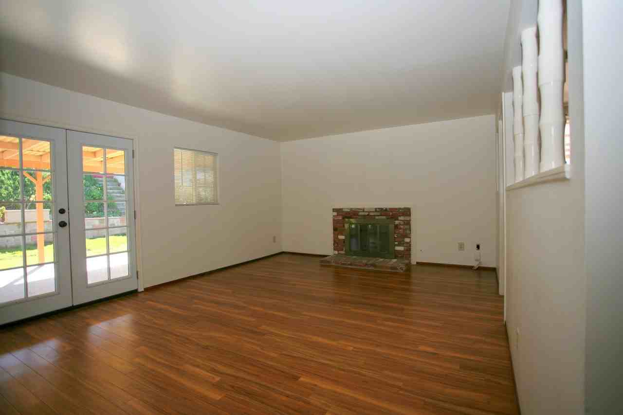 831 David Dr - Photo 3 of 13