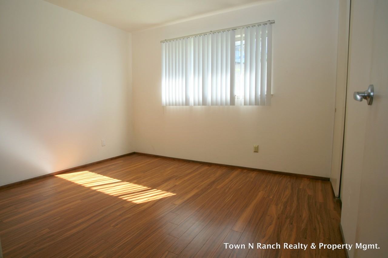 831 David Dr - Photo 6 of 13