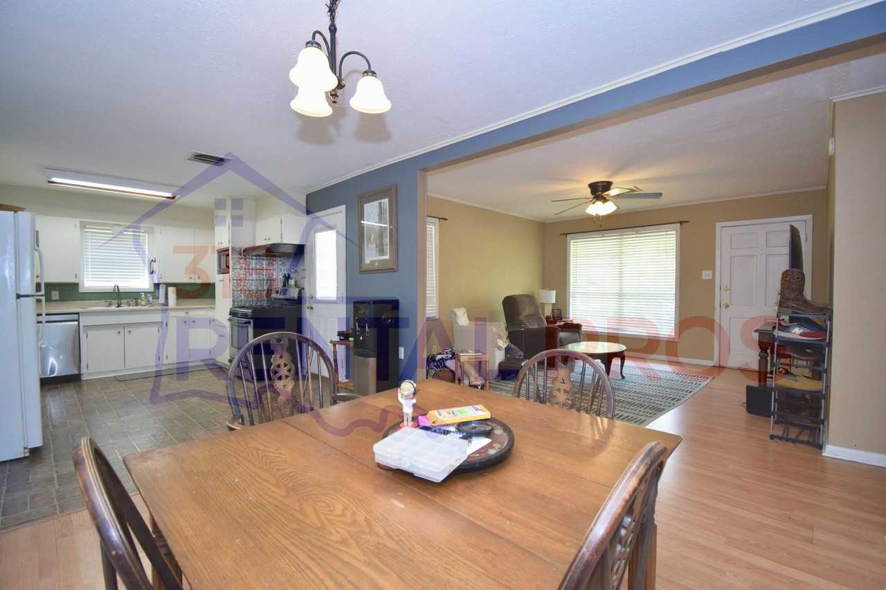 1201 Greenwood Dr - Photo 6 of 16