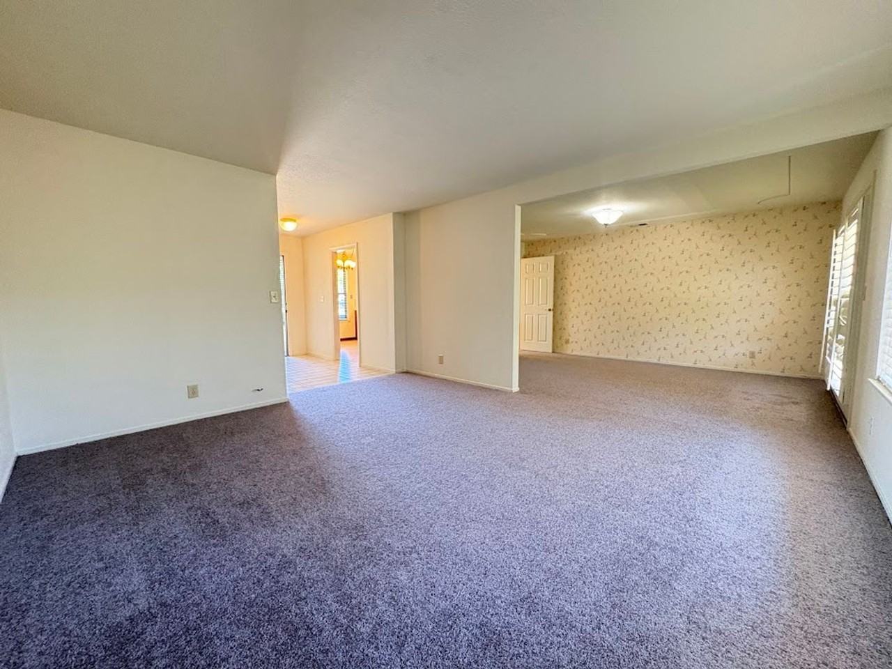 762 Corvey Cir - Photo 7 of 42