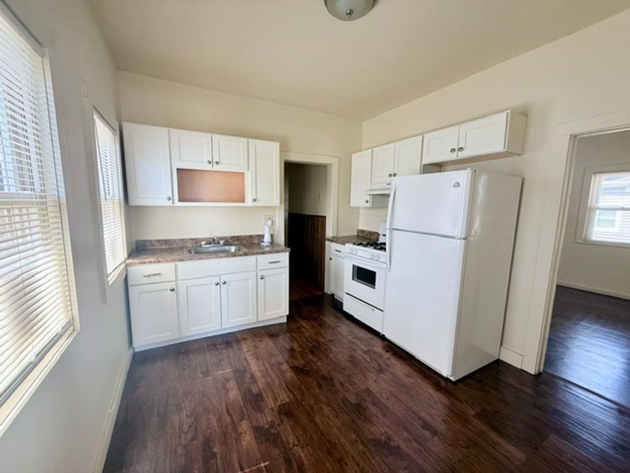 46 York St - Photo 5 of 20