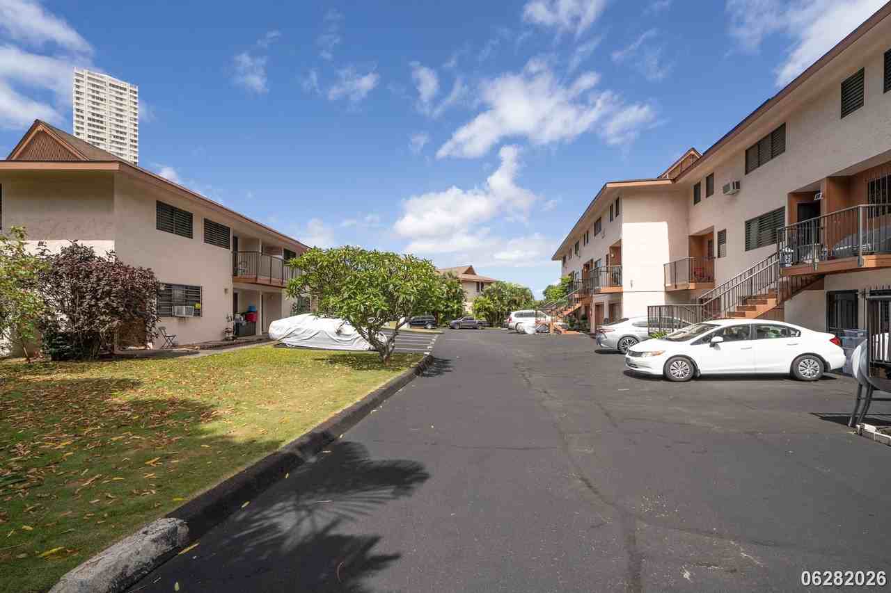 98-306 Kaonohi St #2