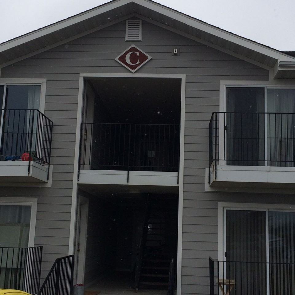 1645 Ne Merman Dr Apt C202 - Photo 2 of 2