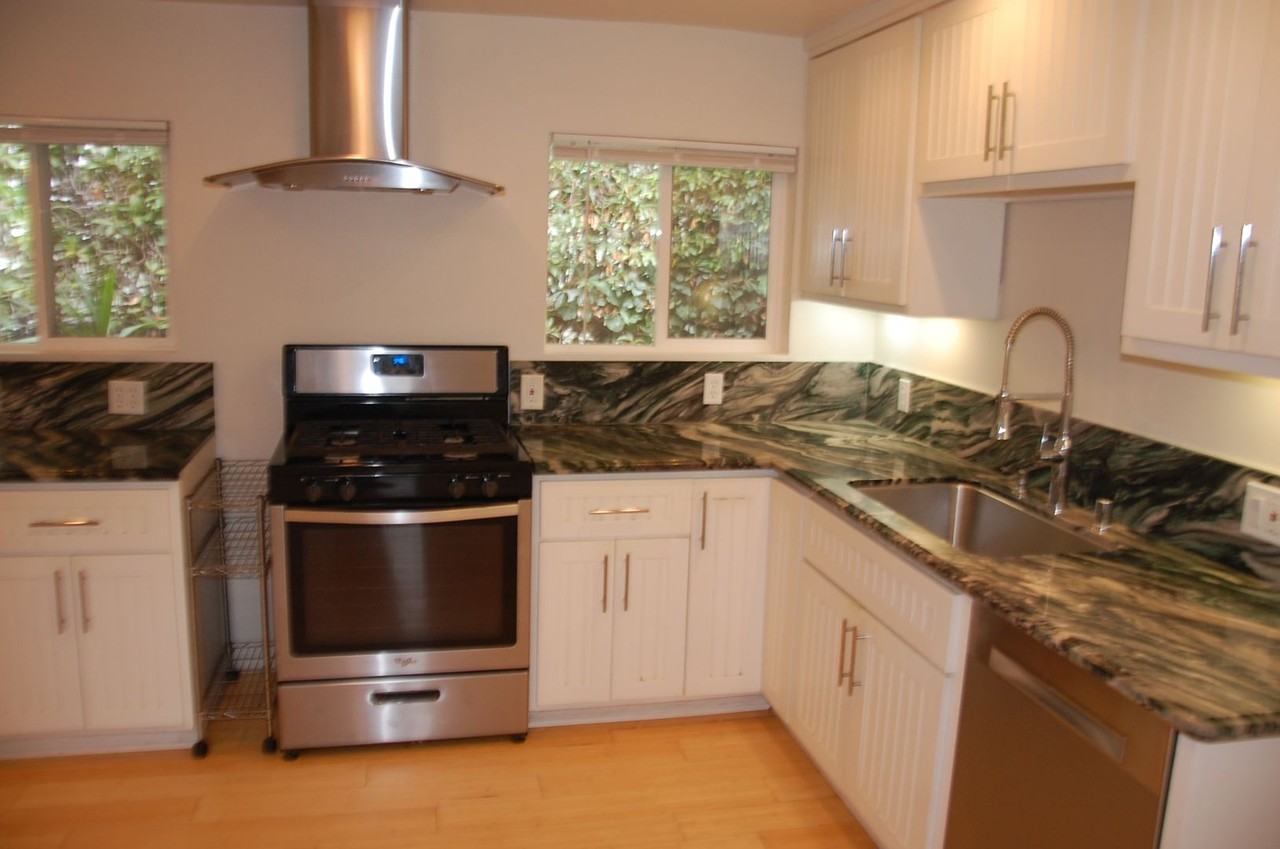 1324 Punta Gorda St - Photo 7 of 19