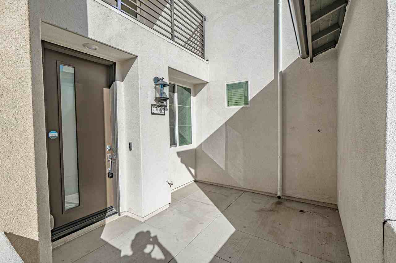 27062 Painted Sky Way - Photo 3 of 39