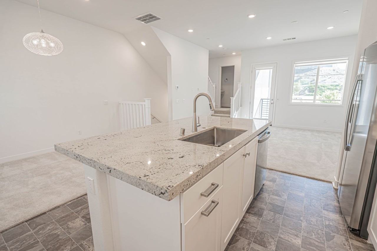 27062 Painted Sky Way - Photo 7 of 39