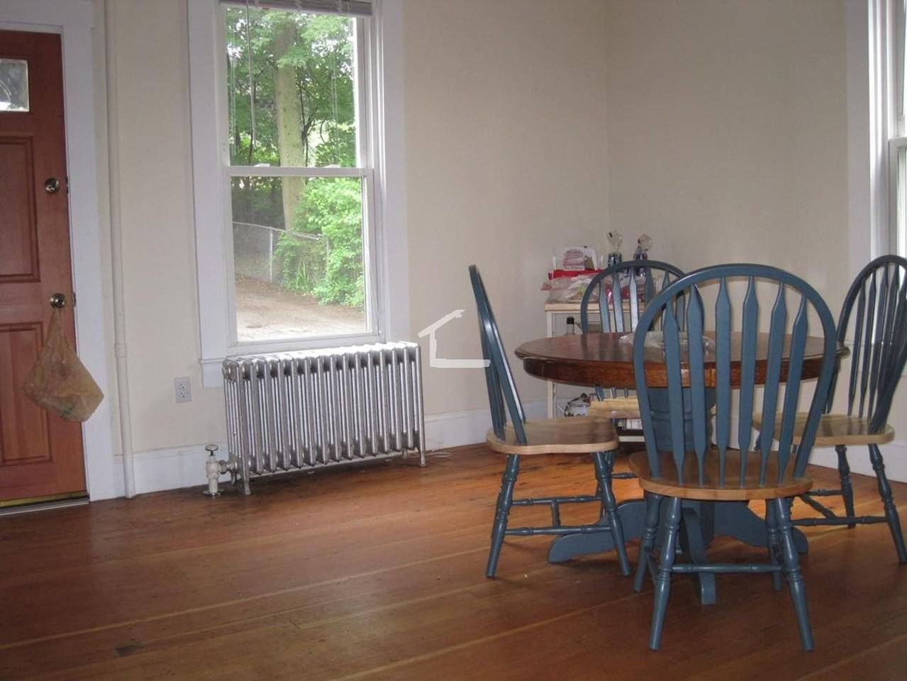 20 Eastburn St - Photo 2 of 7