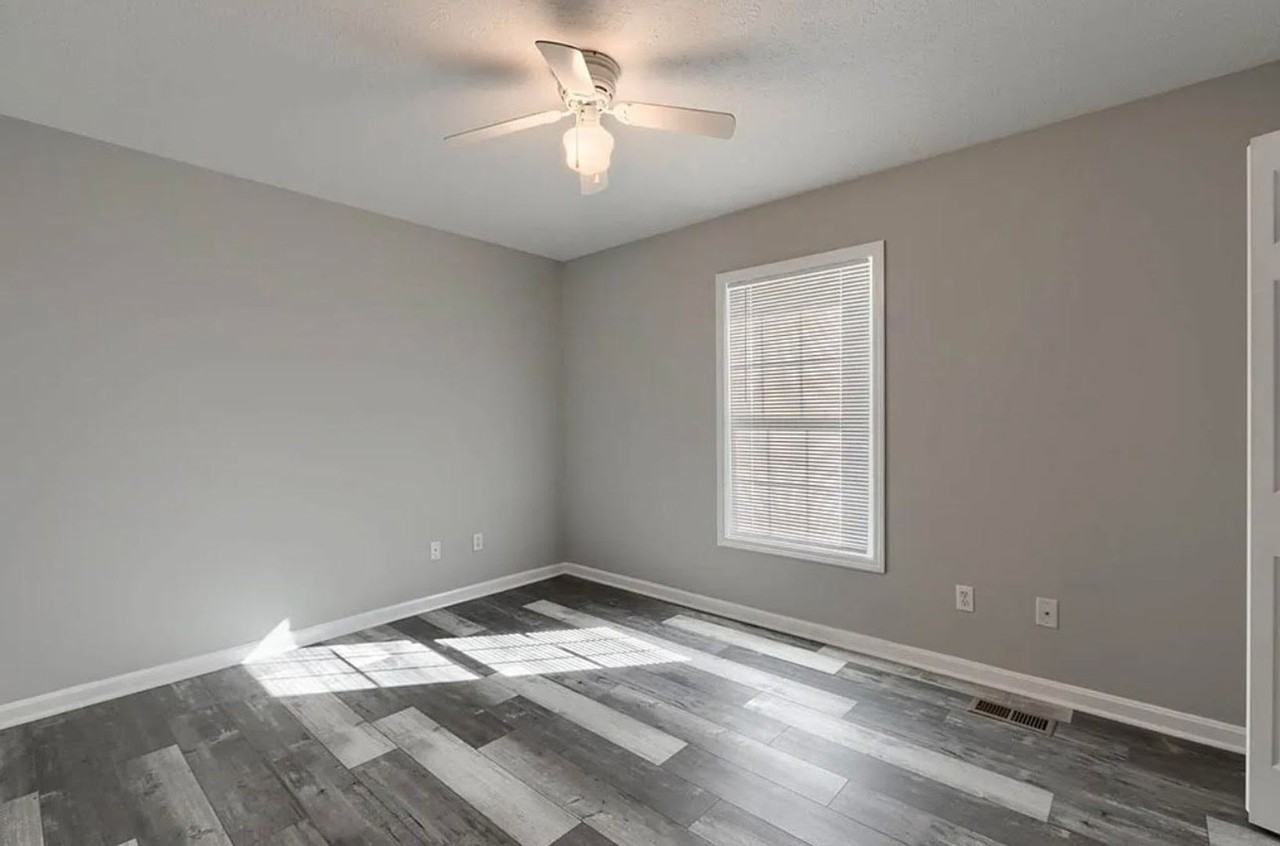 2228 Berkshire Dr - Photo 2 of 12