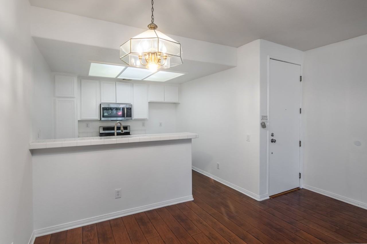 16940 Chatsworth St #106 - Photo 5 of 16