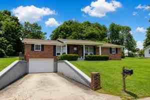 featured image of 900 Hamlet Ave