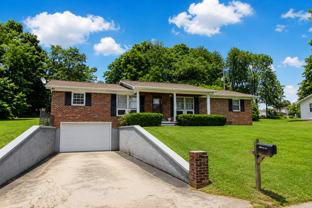 900 Hamlet Ave - Photo 1 of 1