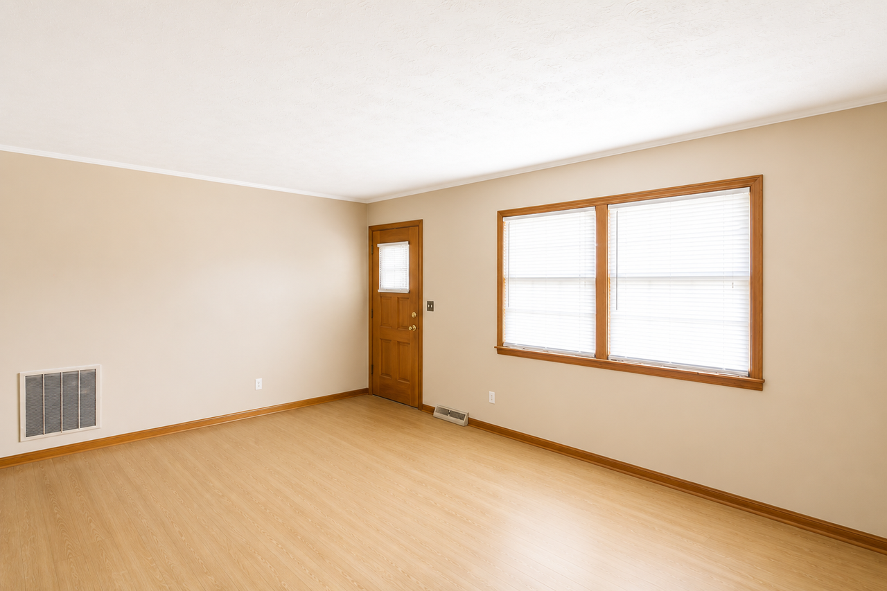 900 Hamlet Ave - Photo 4 of 38