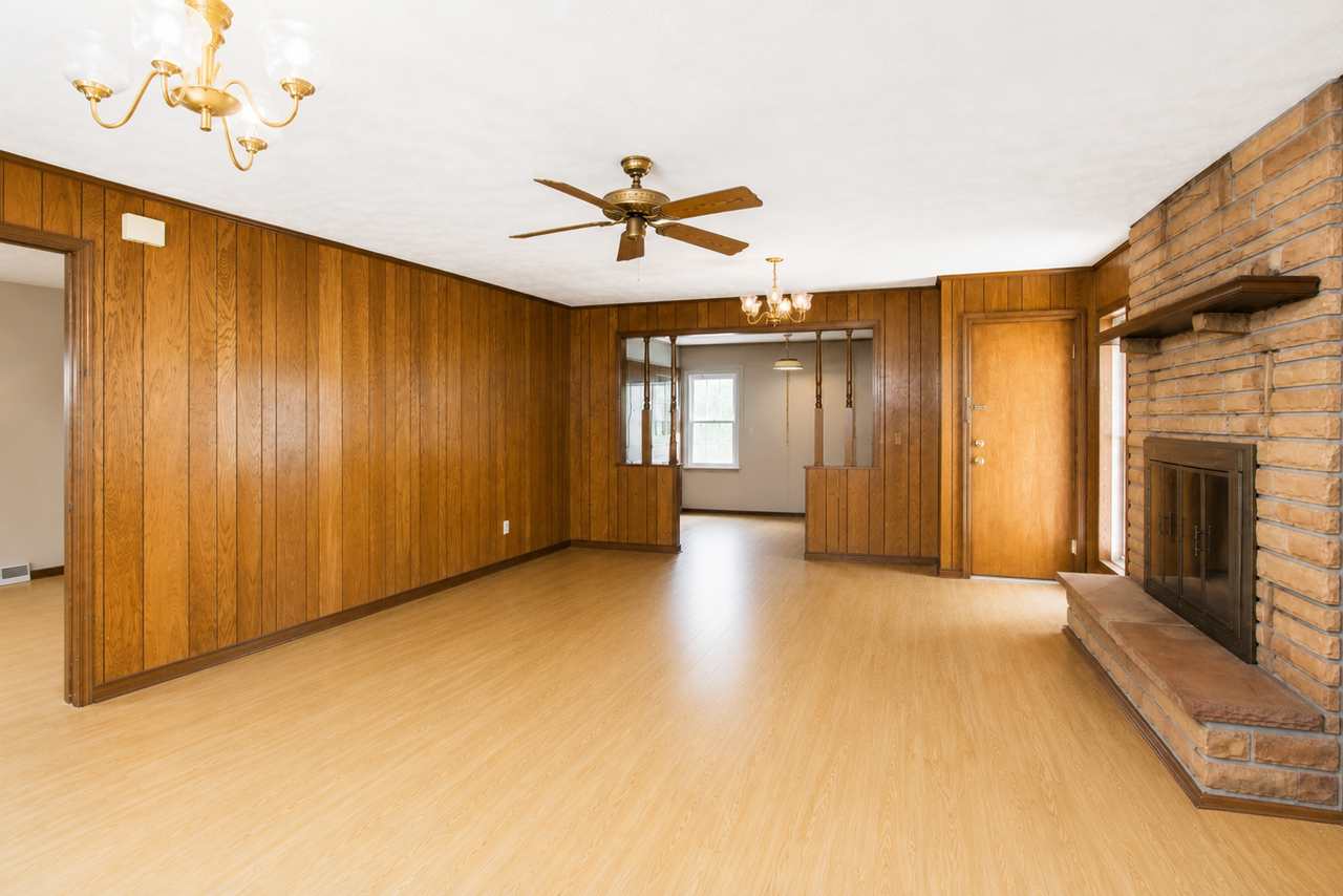 900 Hamlet Ave - Photo 6 of 38