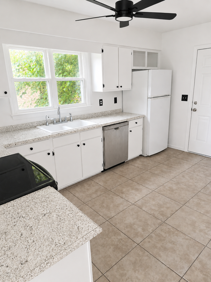142 Braly Dr - Photo 4 of 9