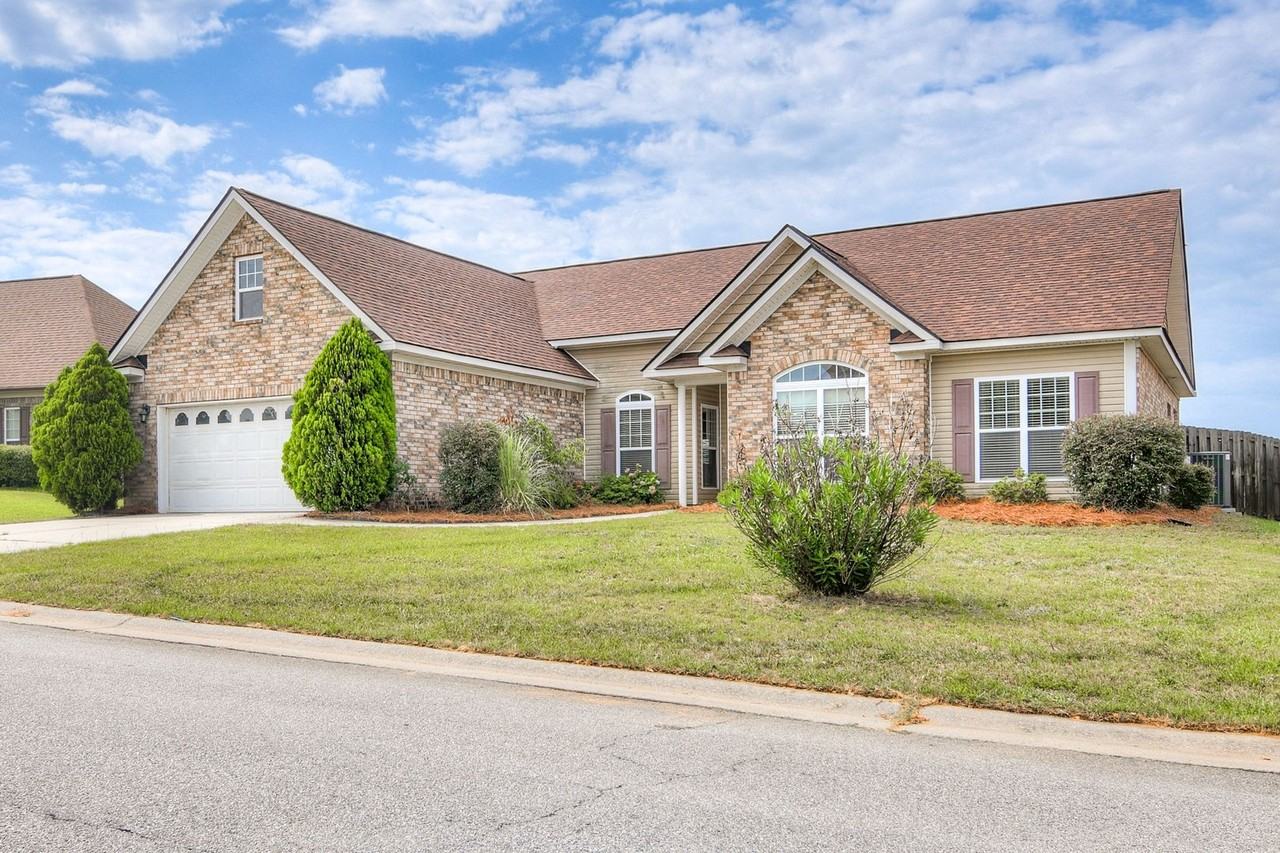 4750 Billie J Dr - Photo 3 of 35