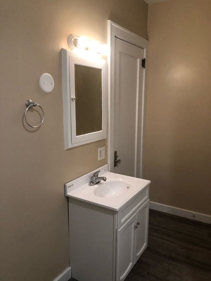 439 4th Ave Sw - Photo 5 of 26