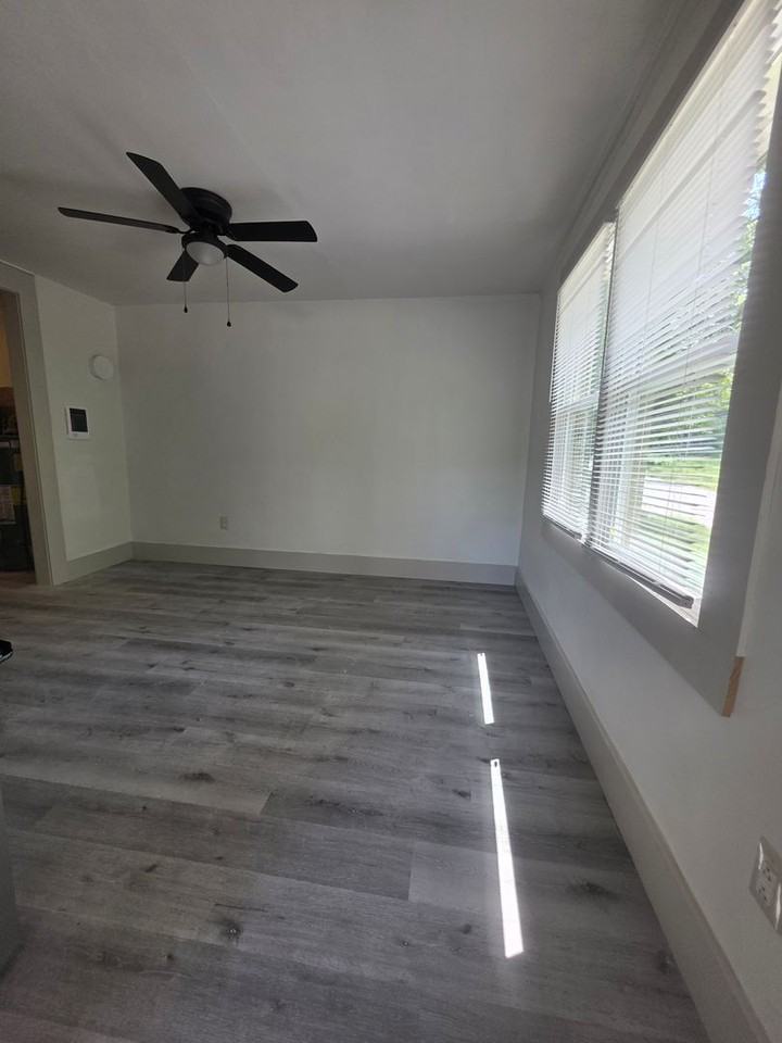 4421 Windemere Ave - Photo 3 of 11