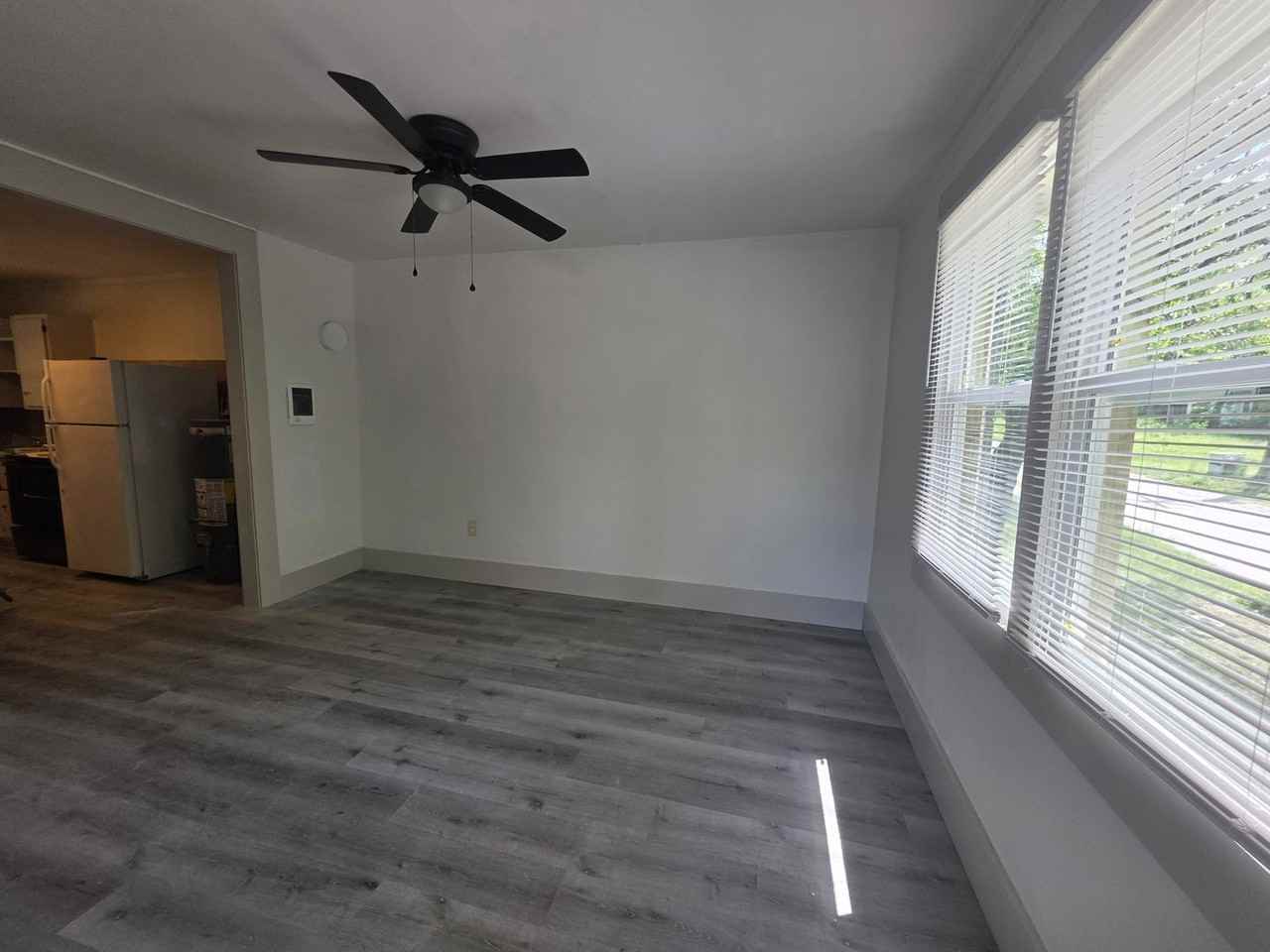4421 Windemere Ave - Photo 4 of 11