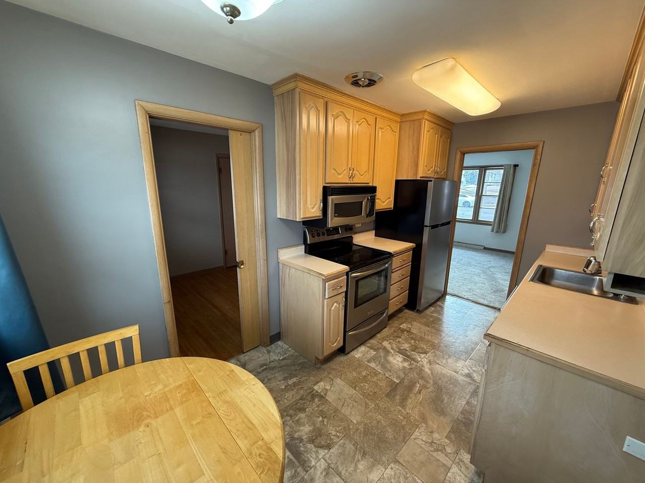 1400 S Riverdale Rd - Photo 4 of 19