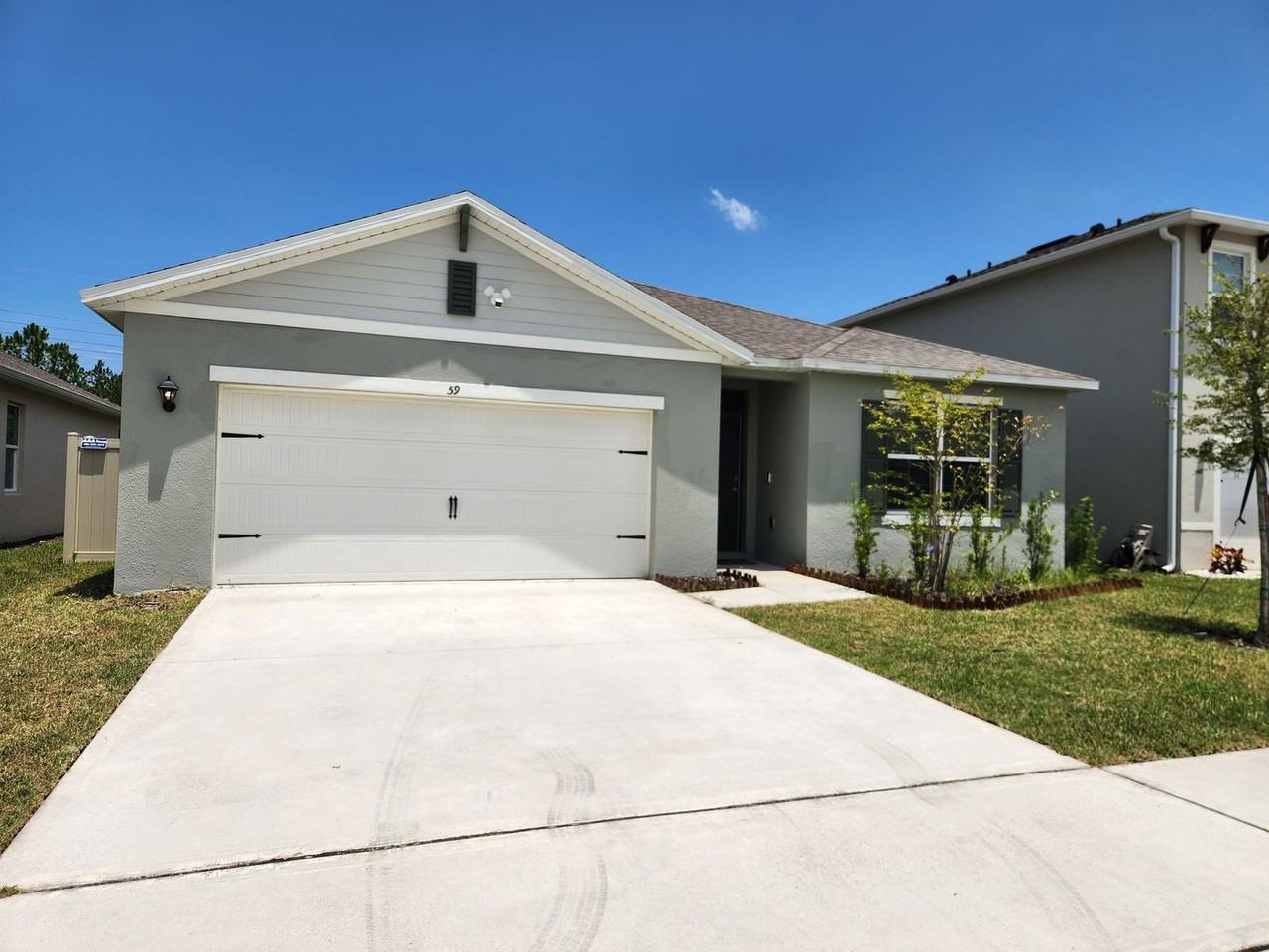 59 Melogold Dr - Photo 2 of 18