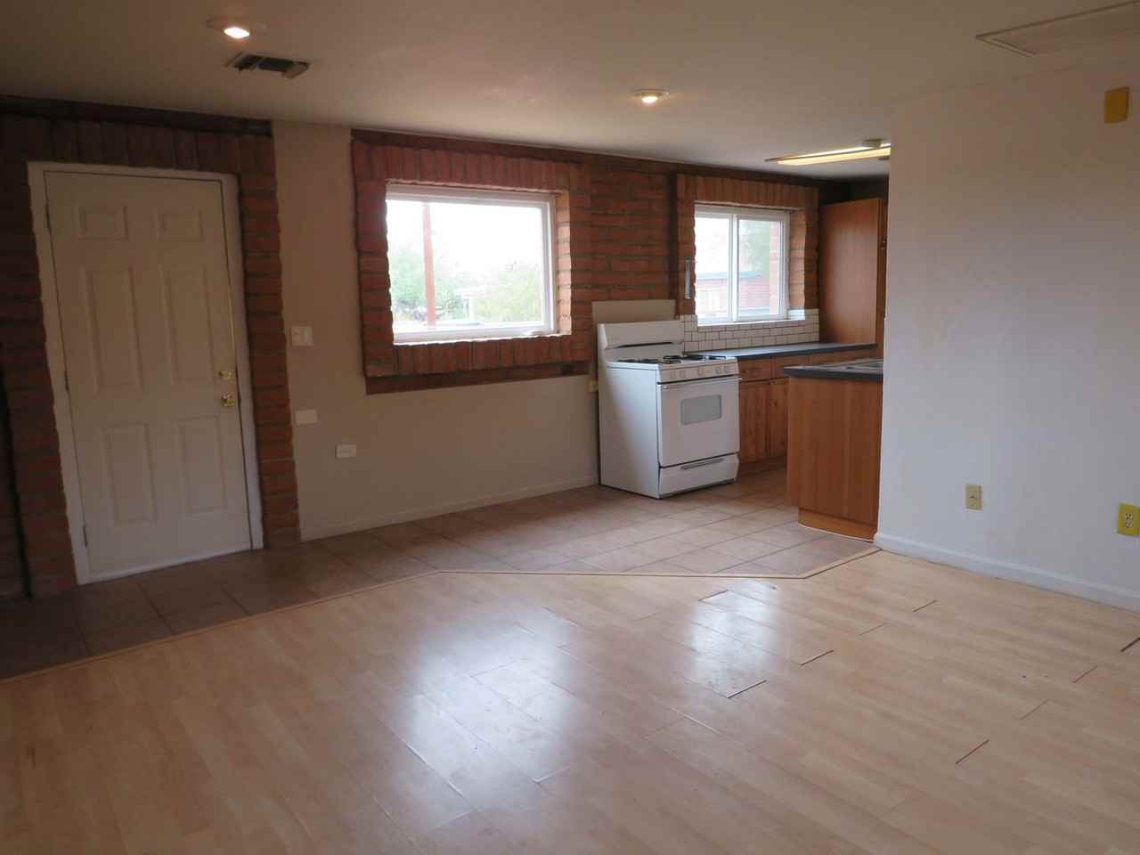 1610 E Copper St - Photo 7 of 17