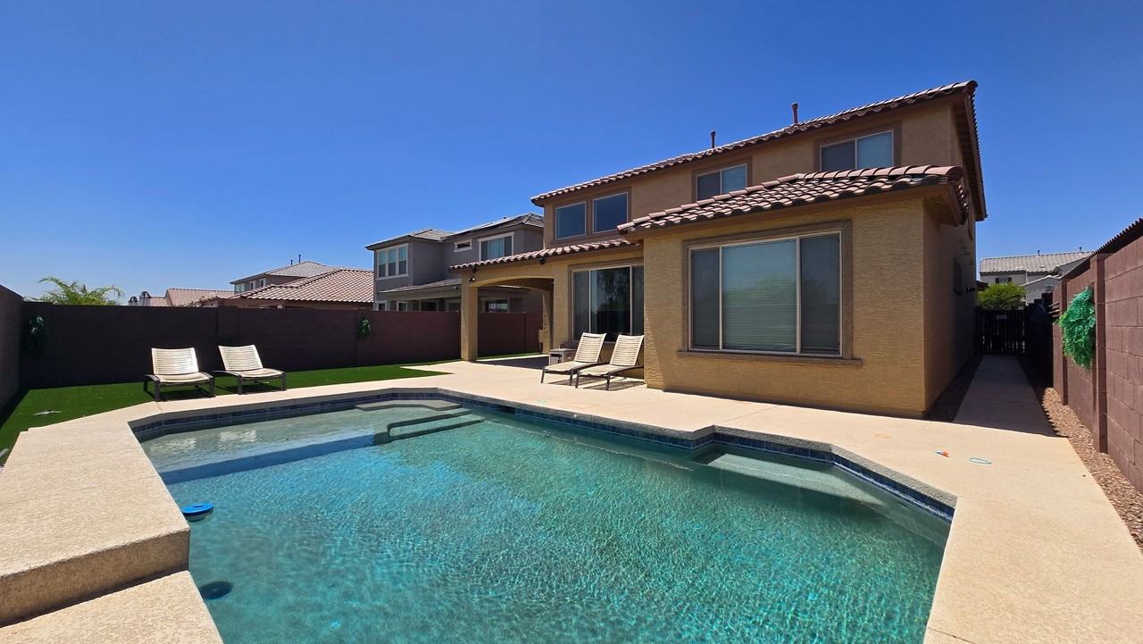 25609 N 163rd Dr - Photo 5 of 46