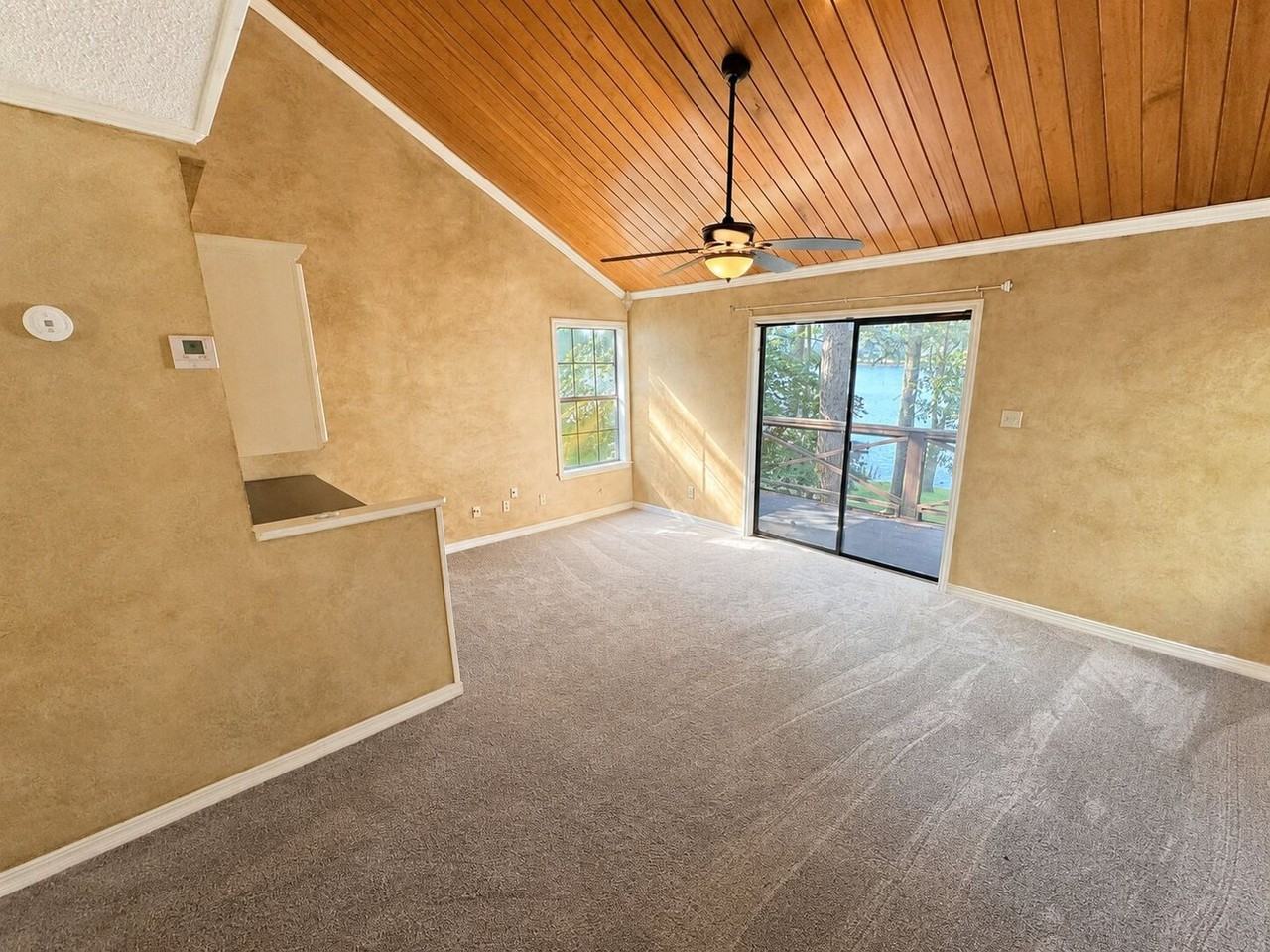 1855 Glen Cove Dr - Photo 6 of 12