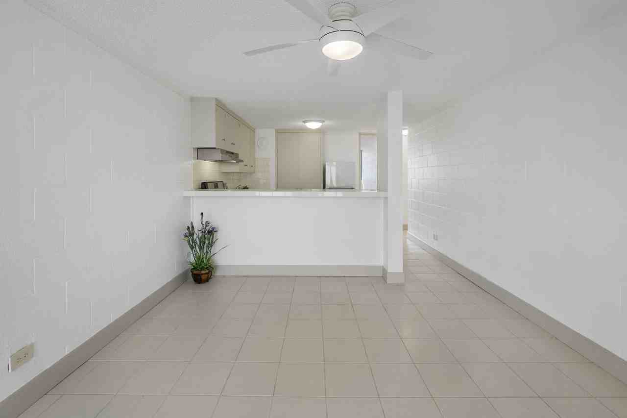 2501 Coyne St #205 - Photo 2 of 15