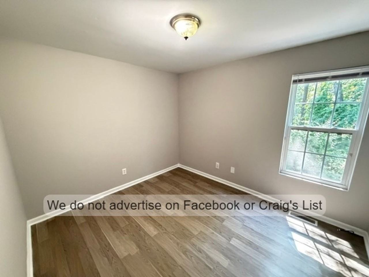 6126 Lonestar Rd - Photo 6 of 11