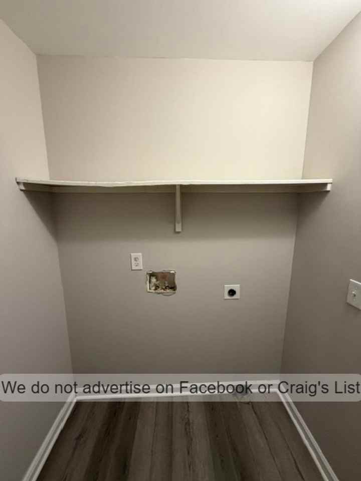 6124 Lonestar Rd - Photo 5 of 11