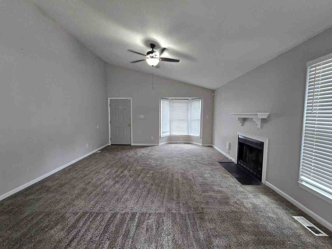 6338 Rhemish Dr - Photo 4 of 26