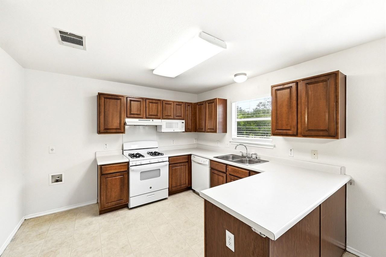 220 Peppergrass Cv - Photo 7 of 31