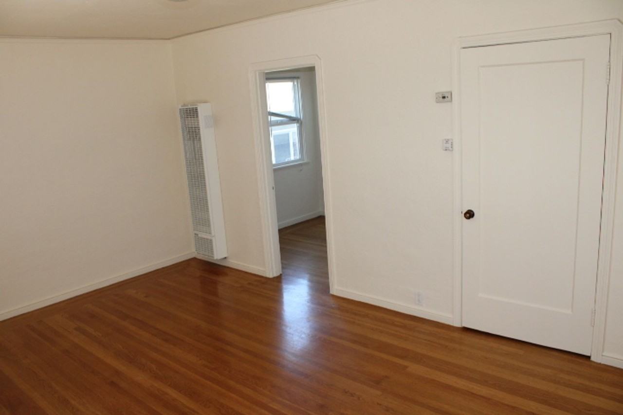 1209 1209 & 1211 MARIN AVE - Photo 3 of 25