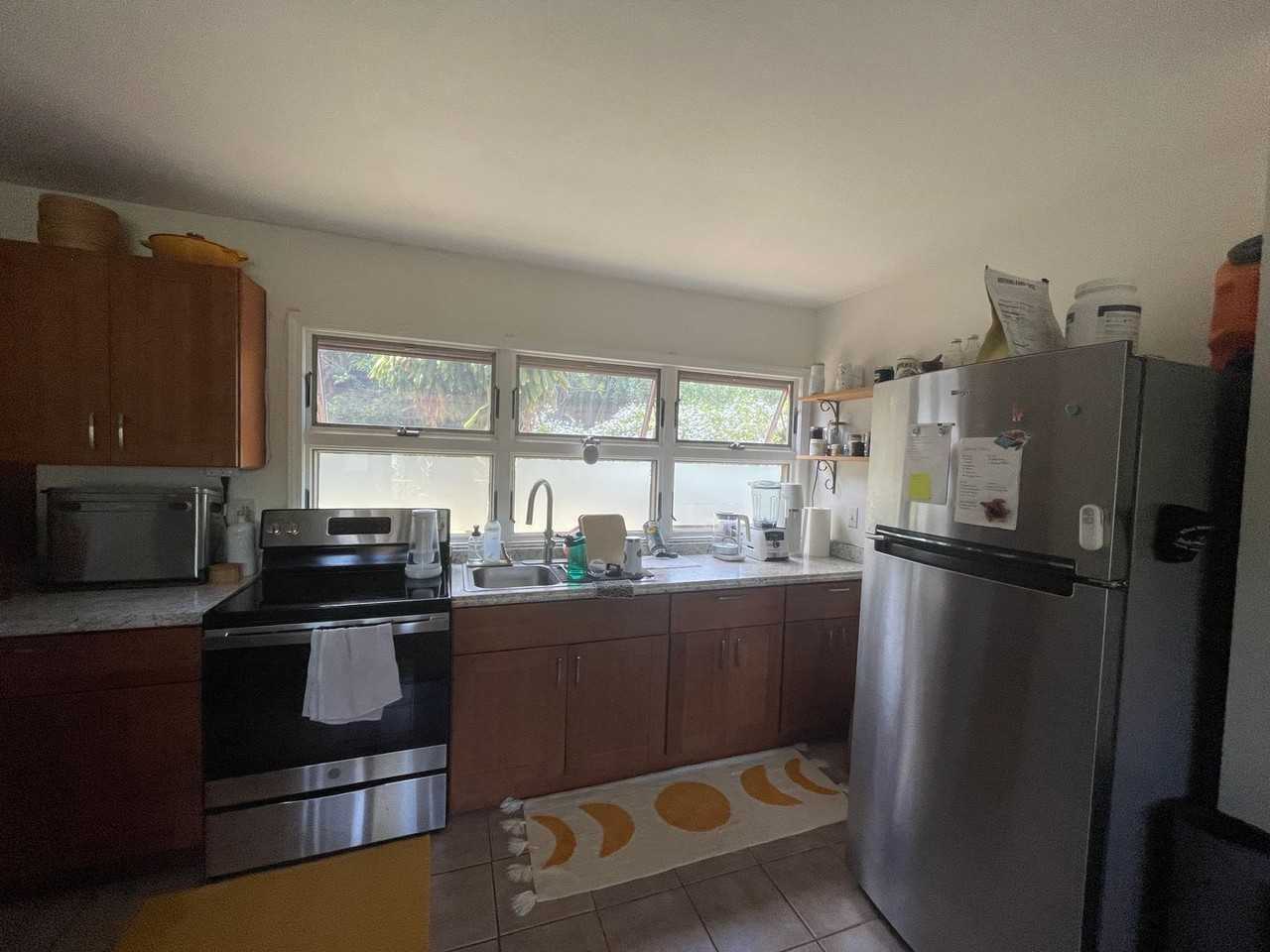 5204 Lower Honoapiilani Rd - Photo 5 of 16