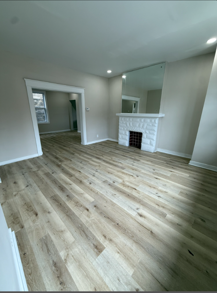 1100 Kenneth Ave - Photo 4 of 21