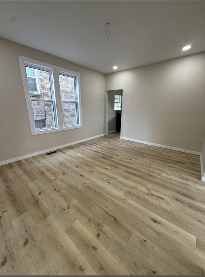 1100 Kenneth Ave - Photo 5 of 21