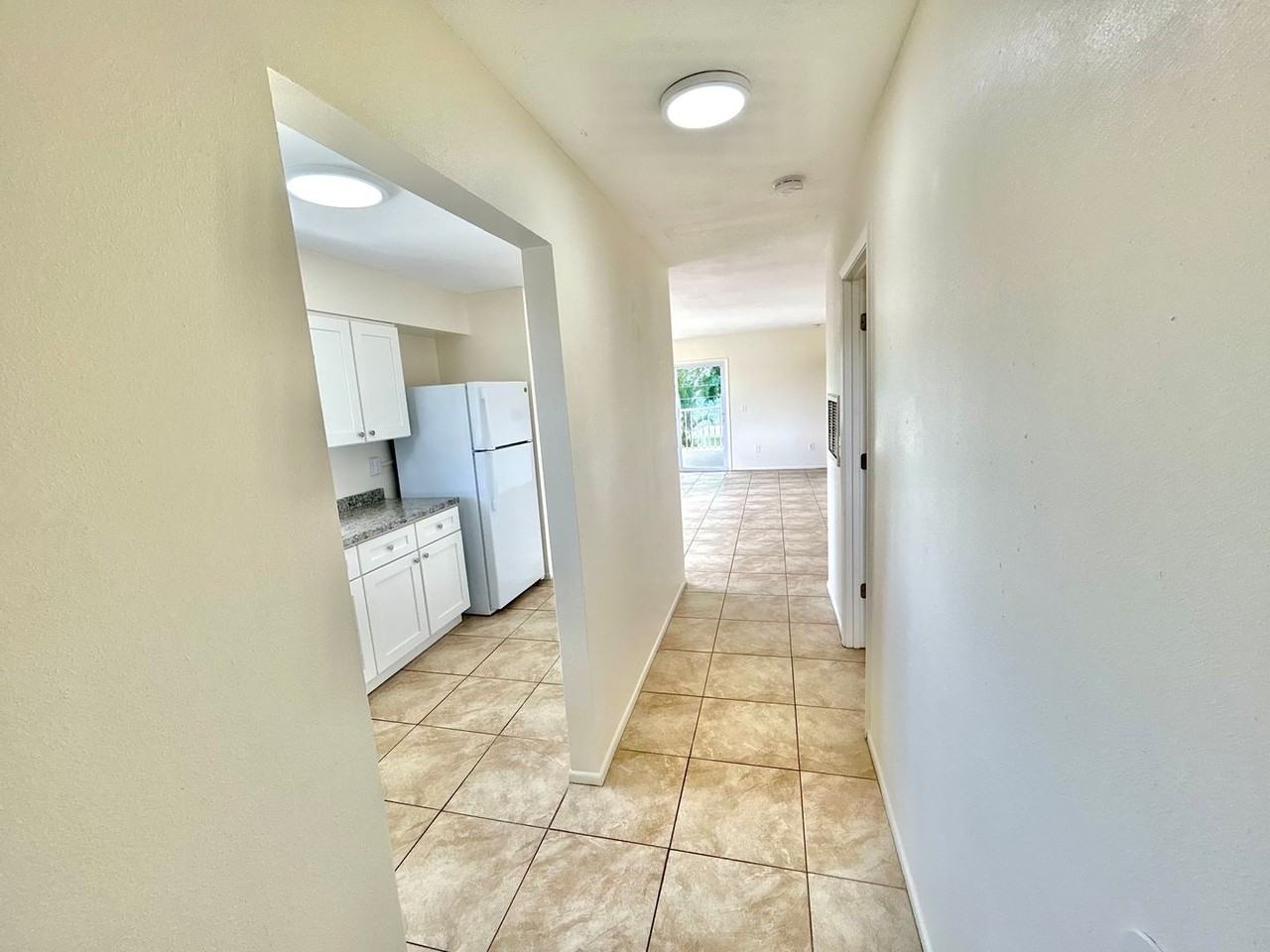 4220 62nd St W - Photo 3 of 18