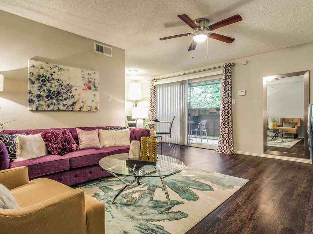 Newport Apartments - Photo 7 of 37