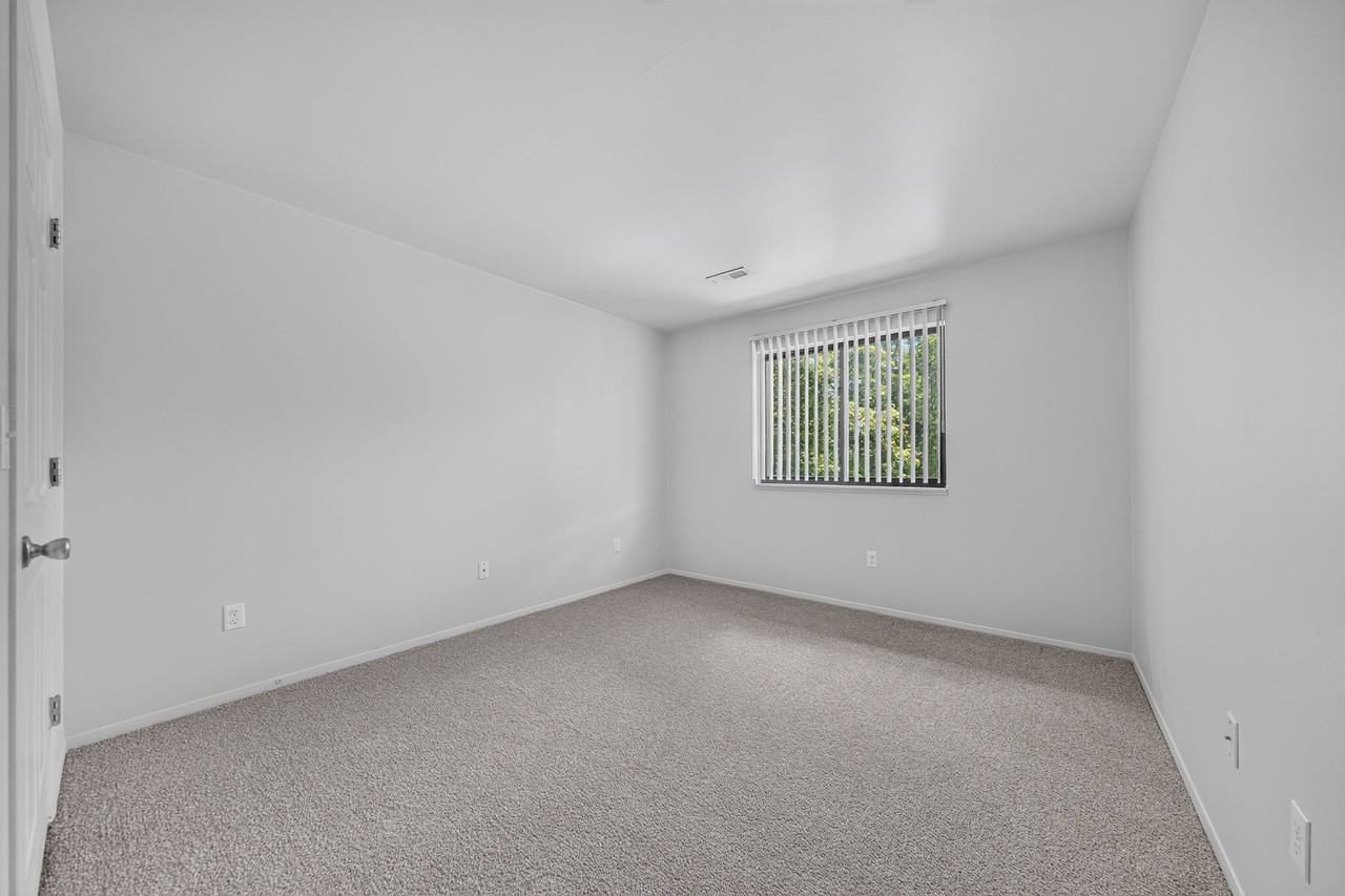 Woodland Villa Apartments - Photo 6 of 47