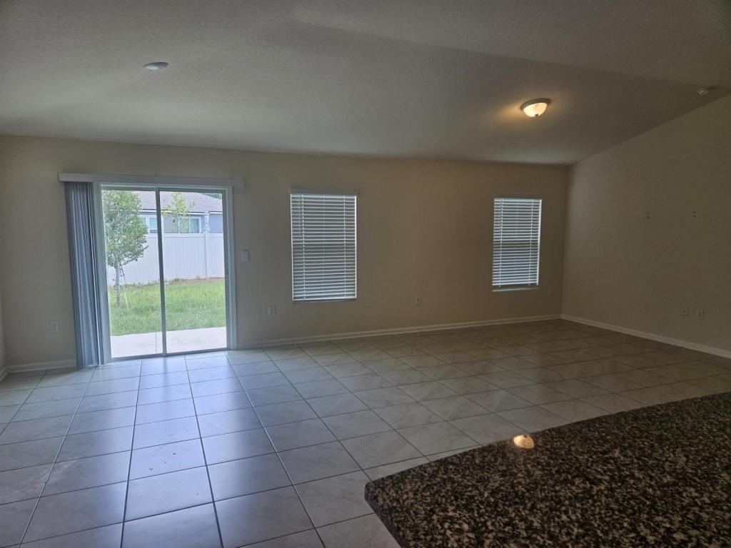 75020 Trestle Ct - Photo 5 of 13