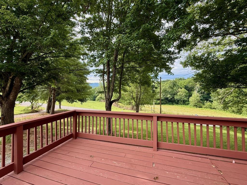 6710 Cedar Creek Rd - Photo 4 of 17