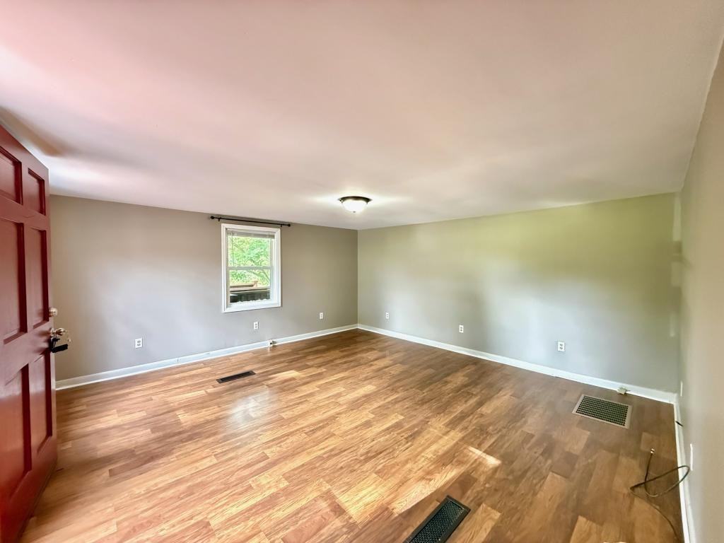 6710 Cedar Creek Rd - Photo 7 of 17