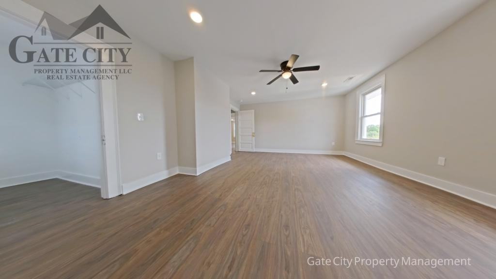 36 E 4th St - Photo 7 of 11