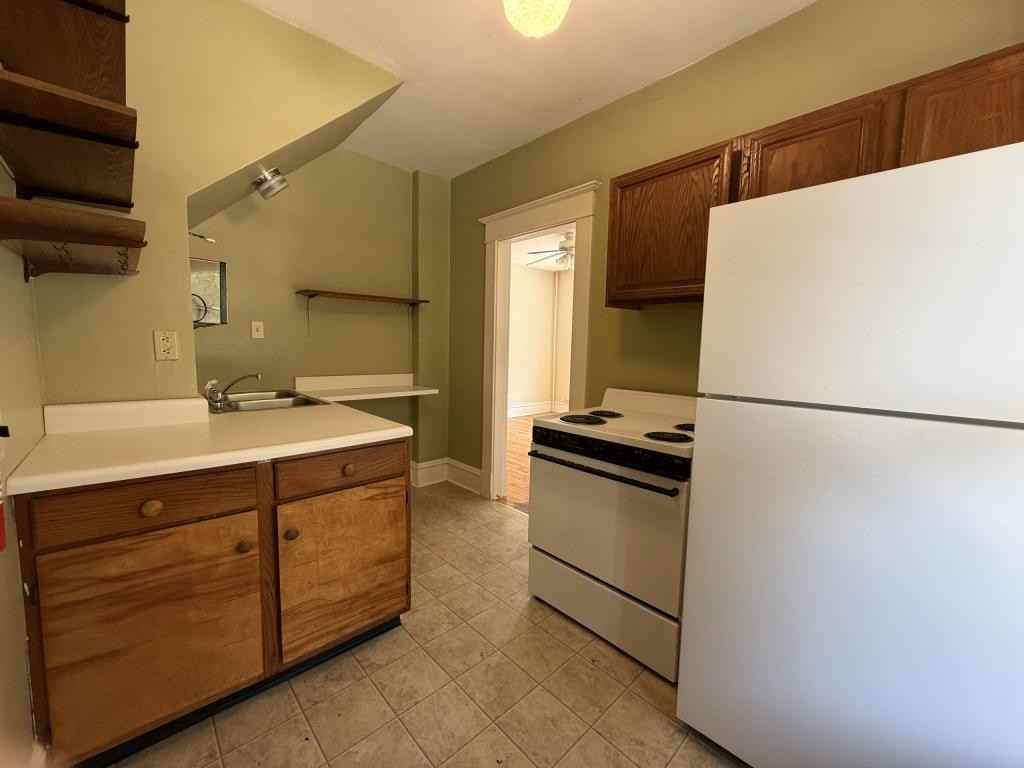 48 Monroe St - Photo 5 of 21