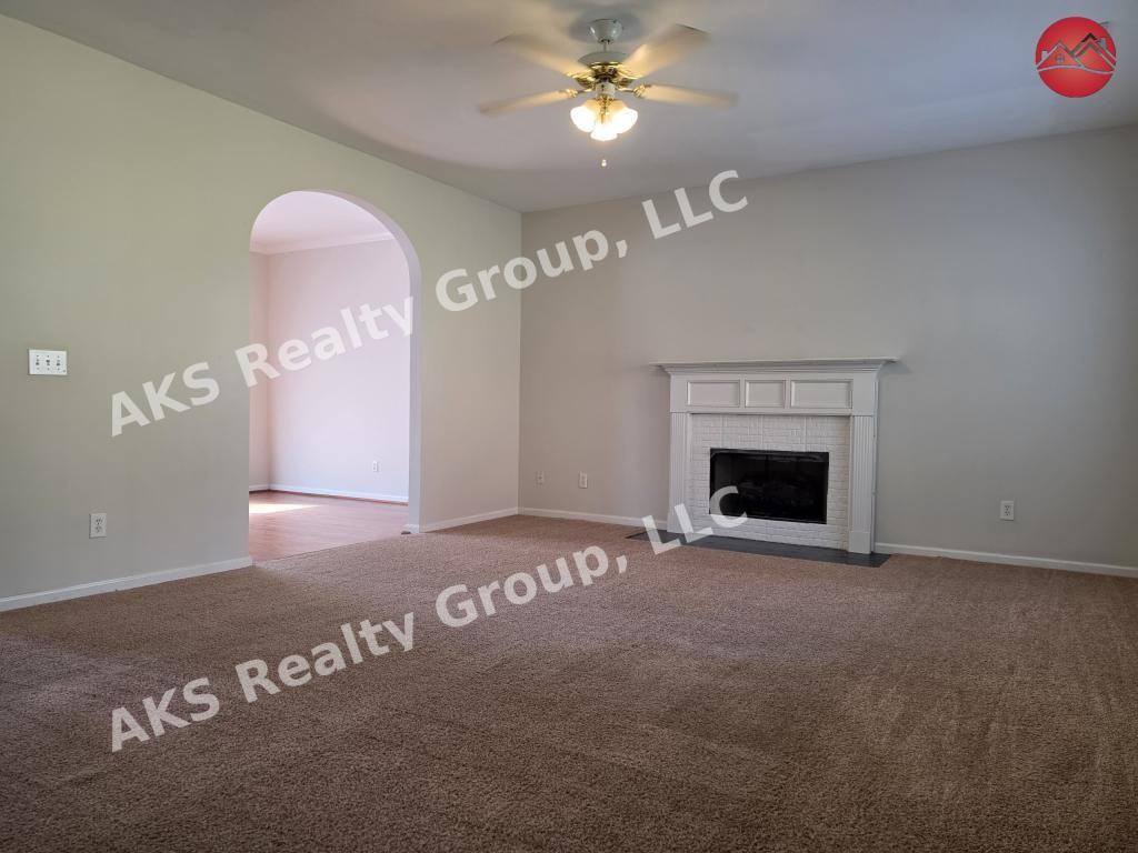 1108 Colony Trl - Photo 2 of 19