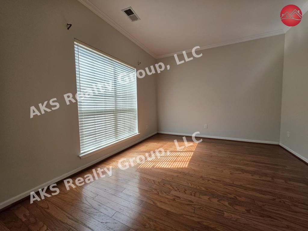 1108 Colony Trl - Photo 4 of 19