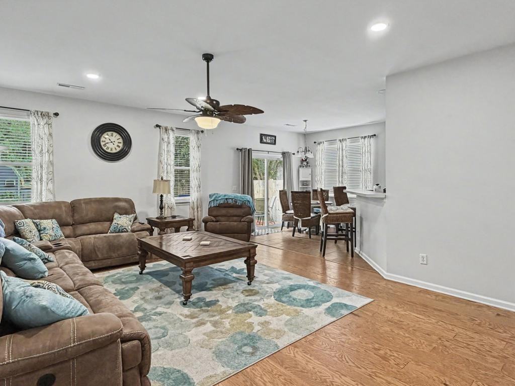 9406 Night Harbor Dr - Photo 4 of 17