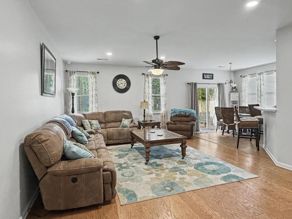 9406 Night Harbor Dr - Photo 5 of 17