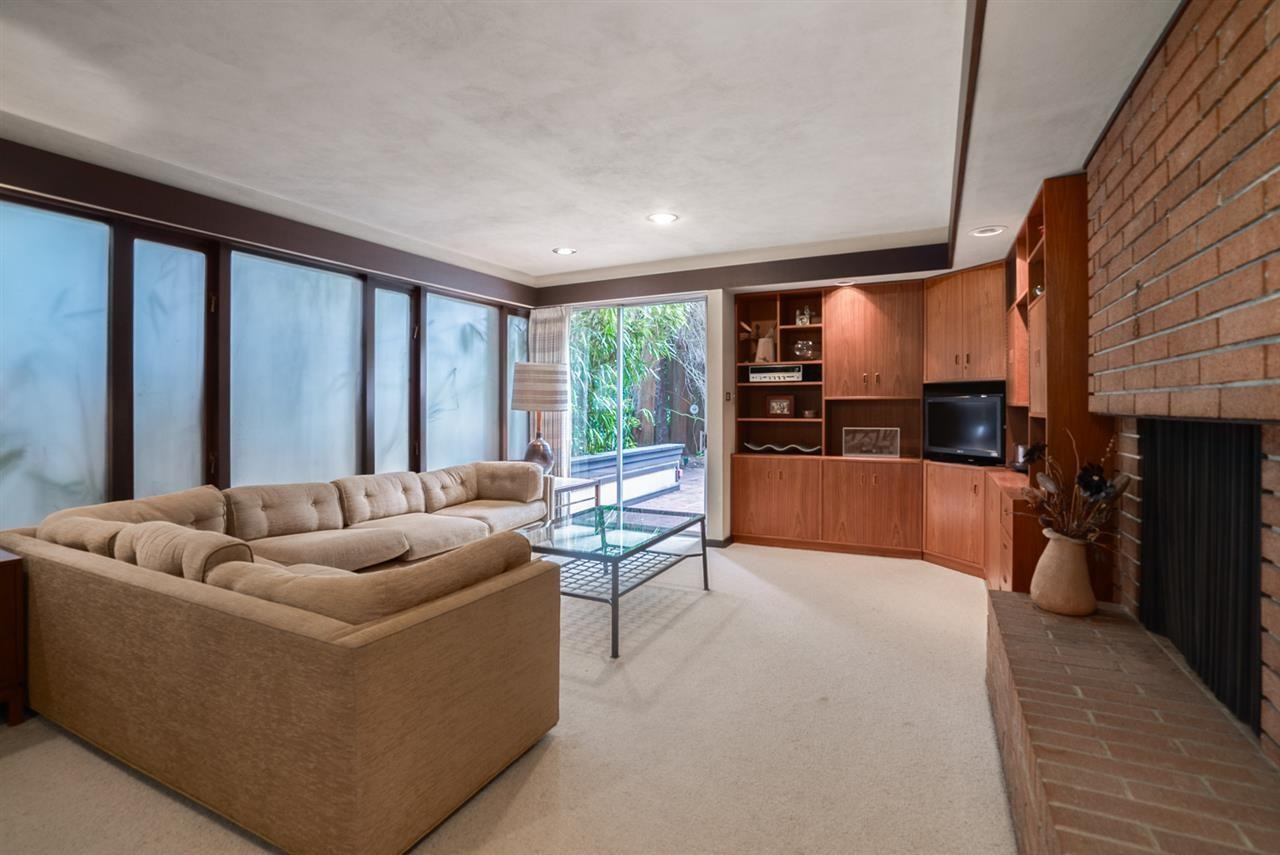7050 Hudson Street - Photo 9